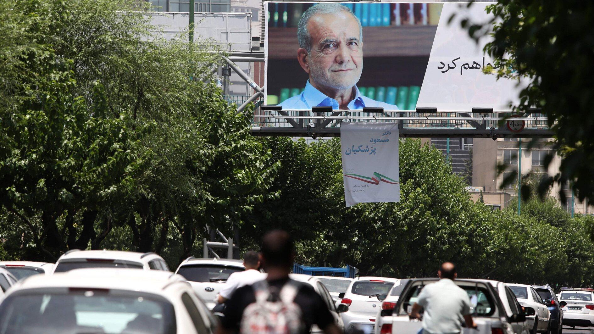 Iran holds presidential election runoff